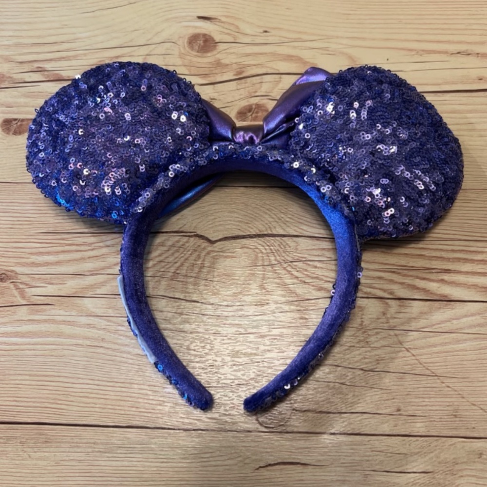 Purple sequin Disney ears - Picture 2 of 5